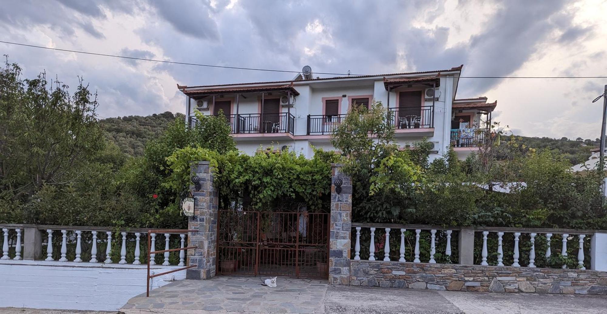 Guesthouse Christos Skopelos Exterior foto