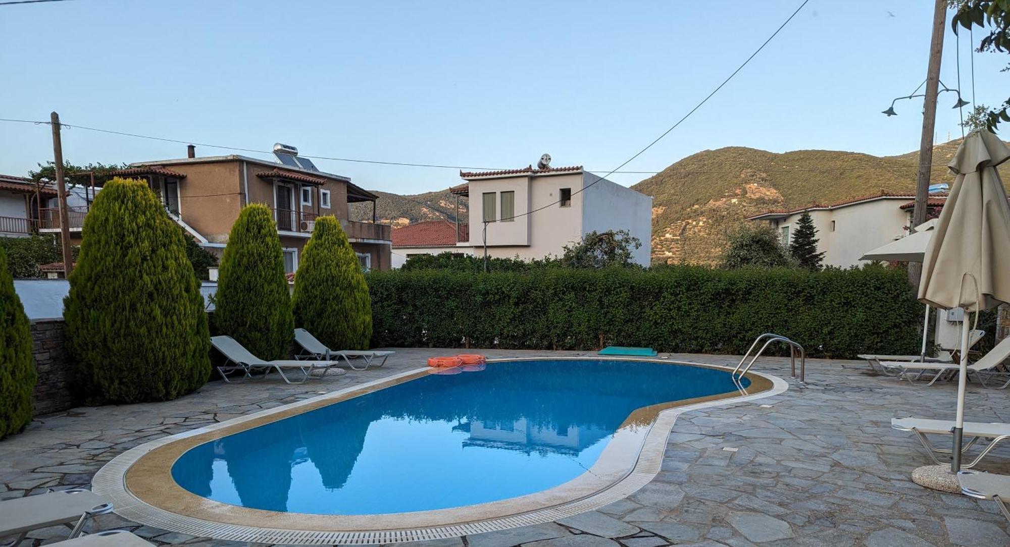 Guesthouse Christos Skopelos Exterior foto