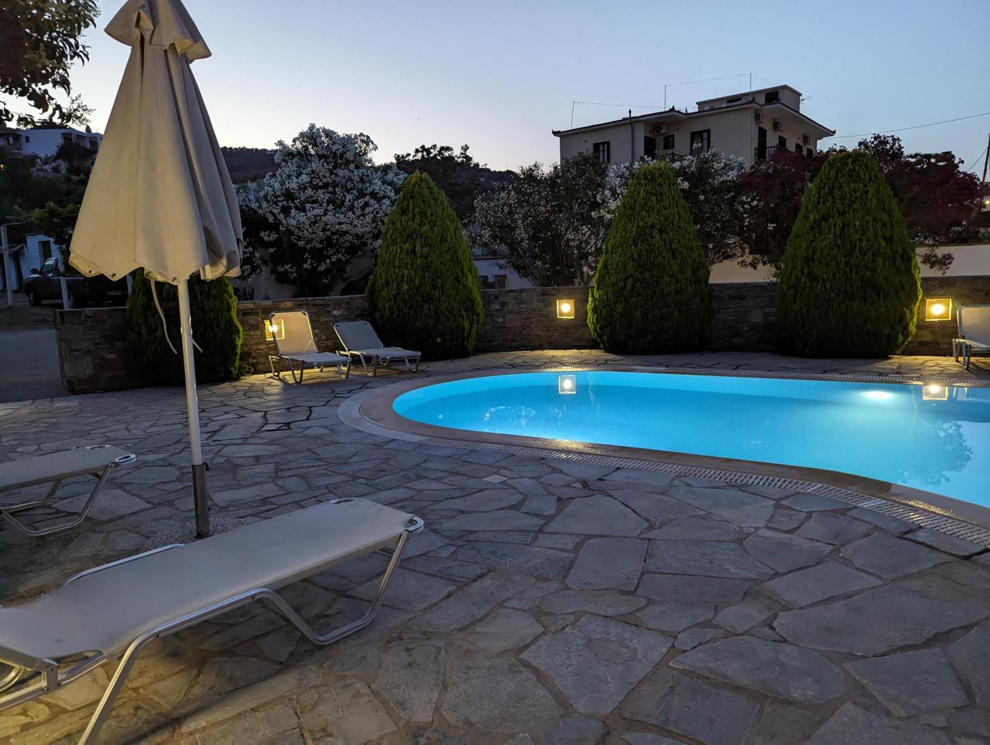 Guesthouse Christos Skopelos Exterior foto