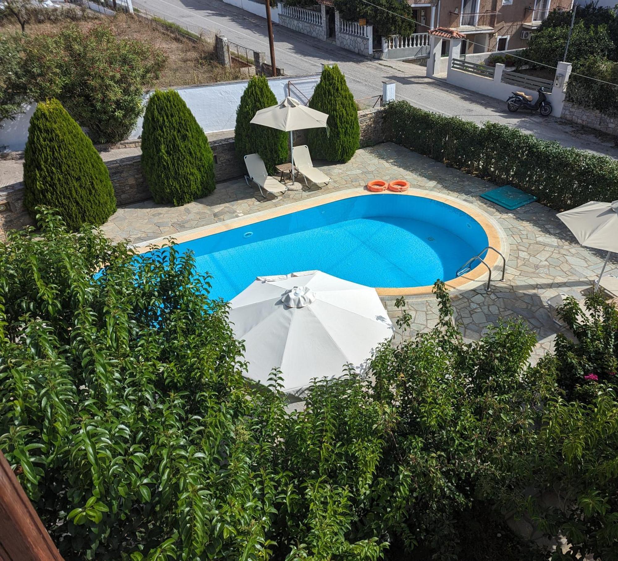 Guesthouse Christos Skopelos Exterior foto