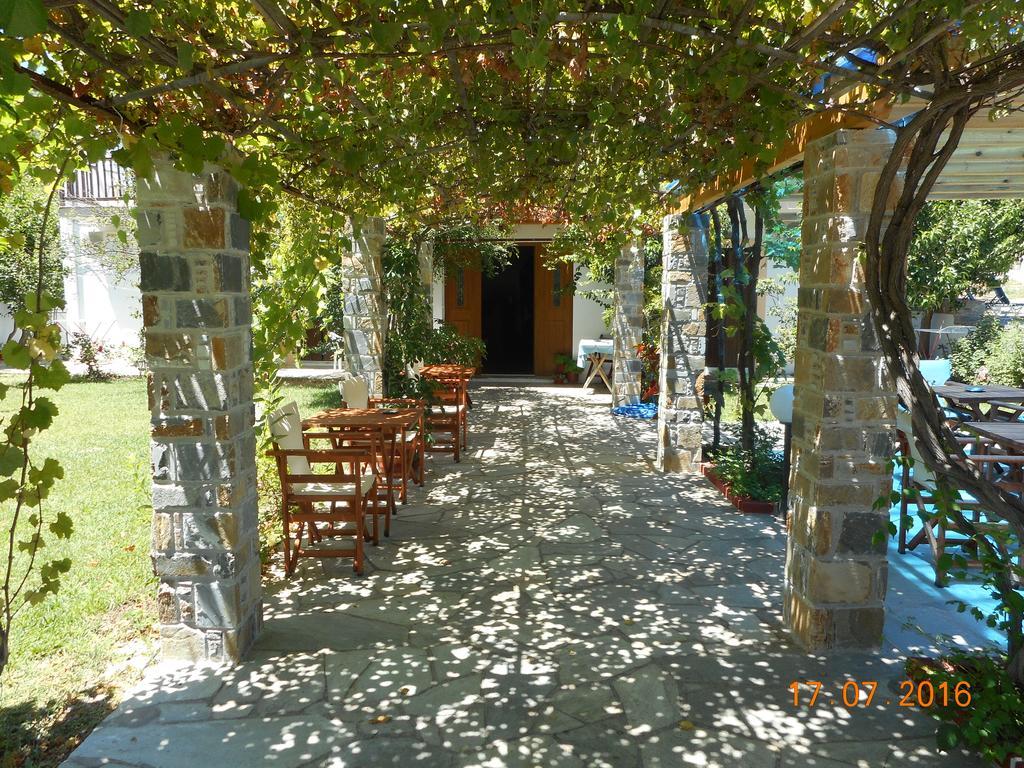 Guesthouse Christos Skopelos Exterior foto