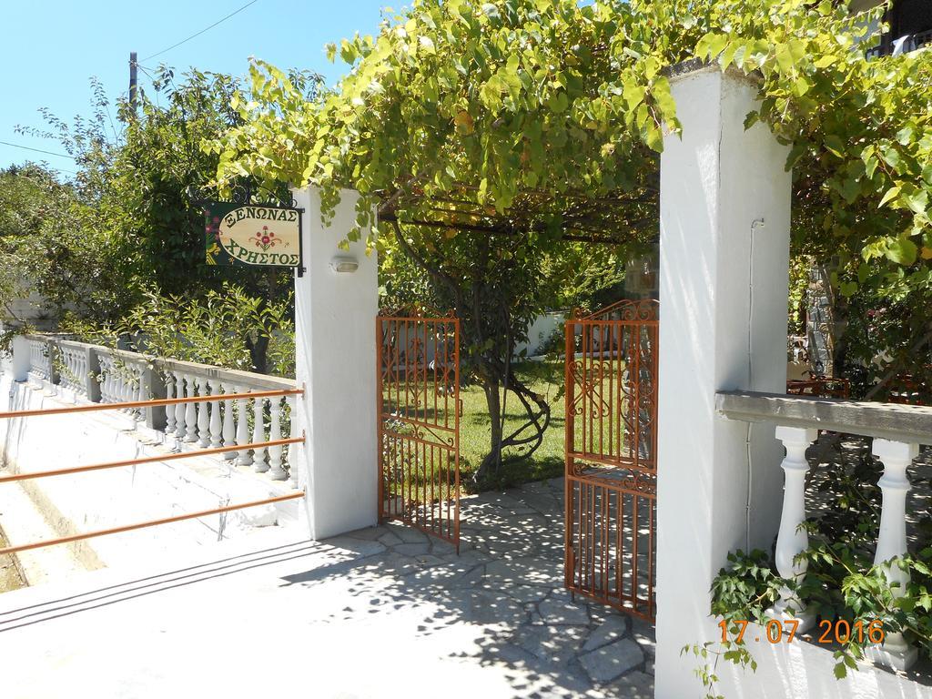 Guesthouse Christos Skopelos Exterior foto